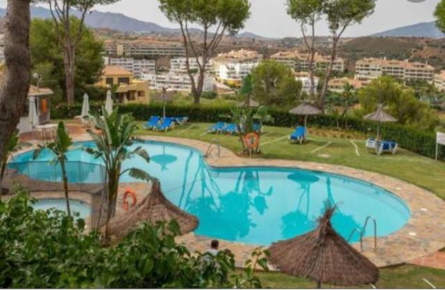Precioso Estudio En Zona Residencial Rancho Miraflores Appartamento