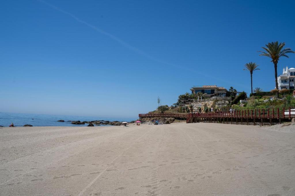 Precioso Estudio En Zona Residencial Rancho Miraflores Málaga