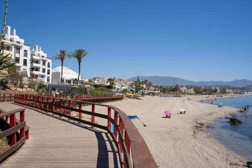 Precioso Estudio En Zona Residencial Rancho Miraflores * Málaga