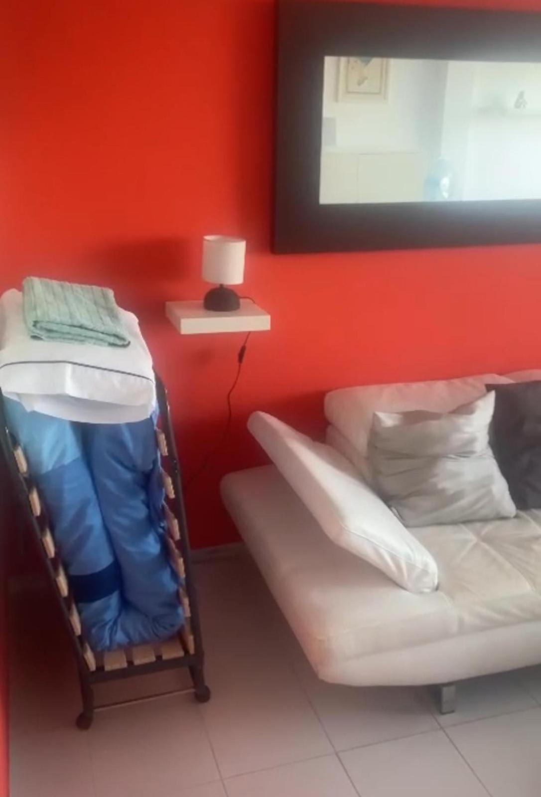 Precioso Estudio En Zona Residencial Rancho Miraflores *